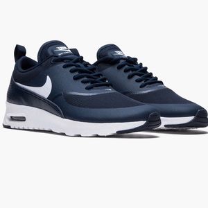 Women's Nike Air Max Thea Premium Running Shoes